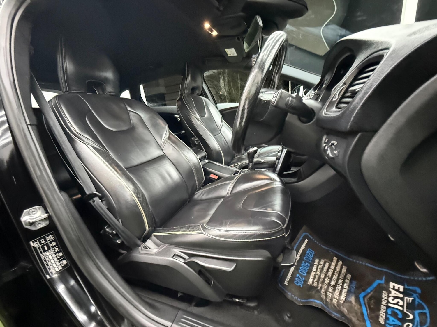 Used Volvo V40 for sale - 77824059: Photo 16