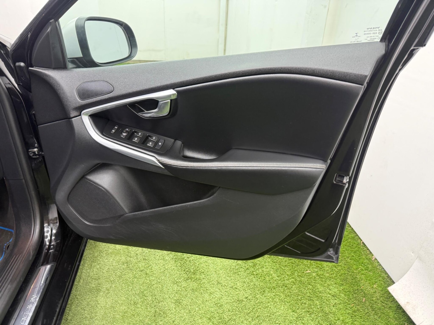 Used Volvo V40 for sale - 77824059: Photo 17