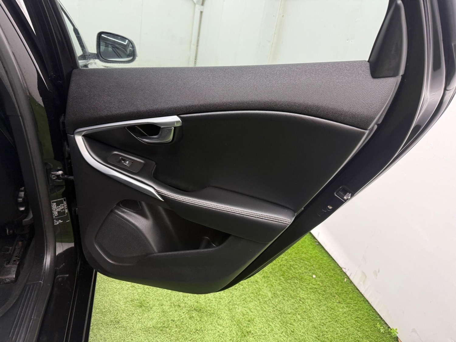 Used Volvo V40 for sale - 77824059: Photo 21