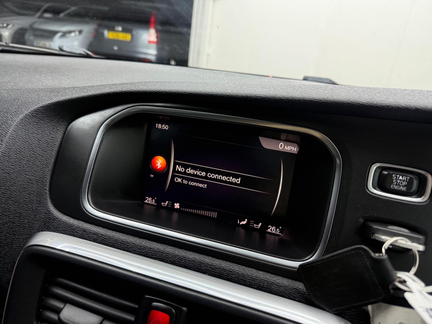 Used Volvo V40 for sale - 77824059: Photo 46