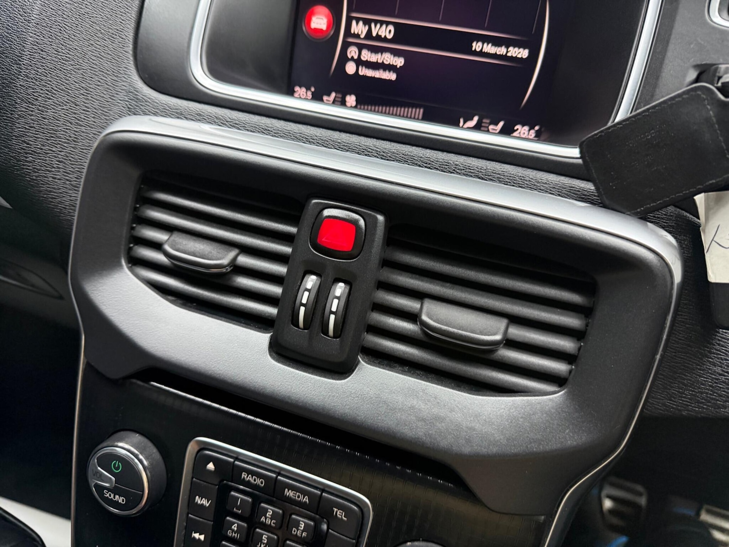 Used Volvo V40 for sale - 77824059: Photo 52