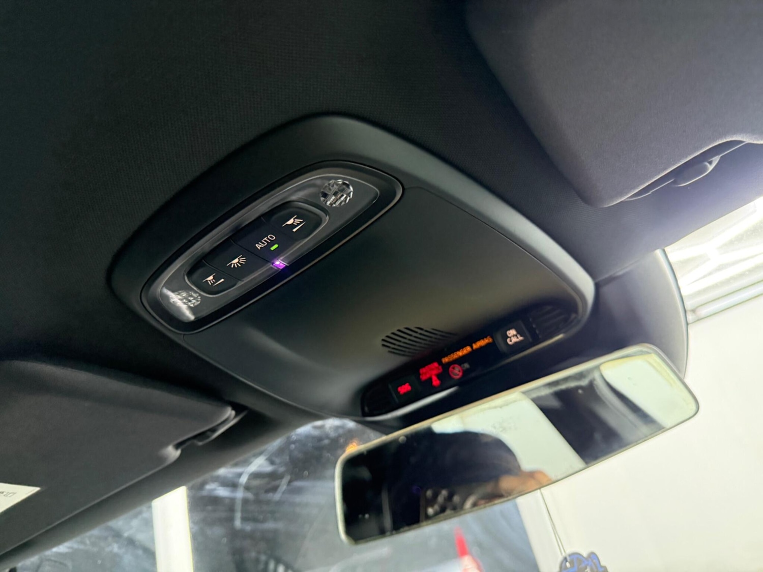 Used Volvo V40 for sale - 77824059: Photo 57