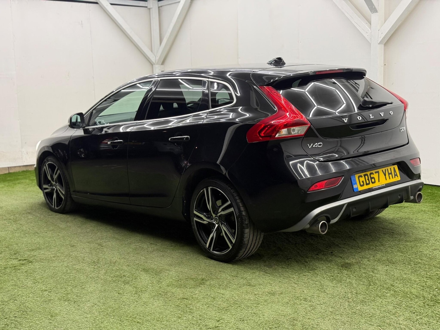 Used Volvo V40 for sale - 77824059: Photo 9