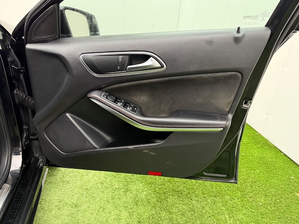 Used Mercedes-Benz A-Class 2015 for sale - 76095057: Photo 17