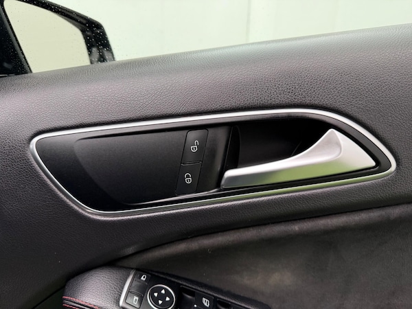 Used Mercedes-Benz A-Class 2015 for sale - 76095057: Photo 41