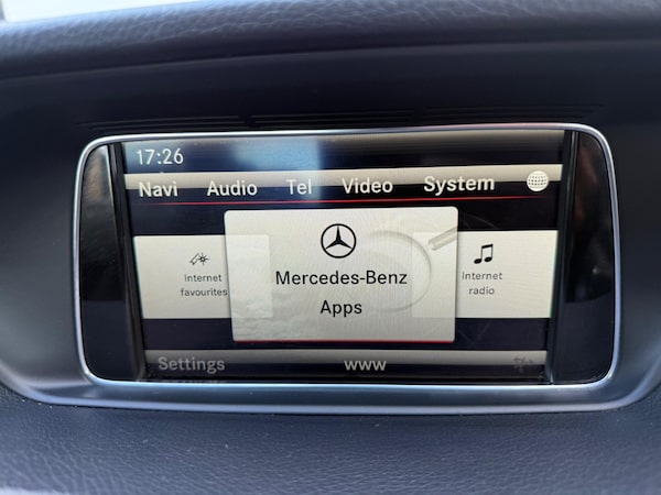 Used Mercedes-Benz E Class 2014 for sale - 75697081: Photo 48