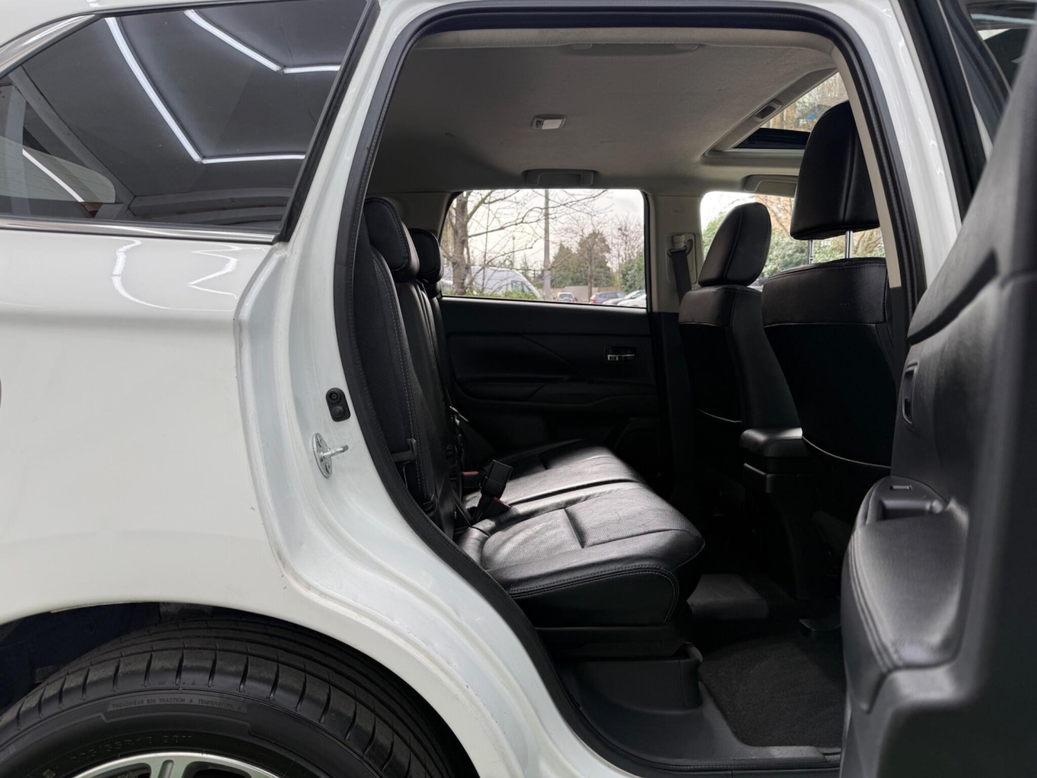 Used Mitsubishi Outlander 2015 for sale - 77883093: Photo 19