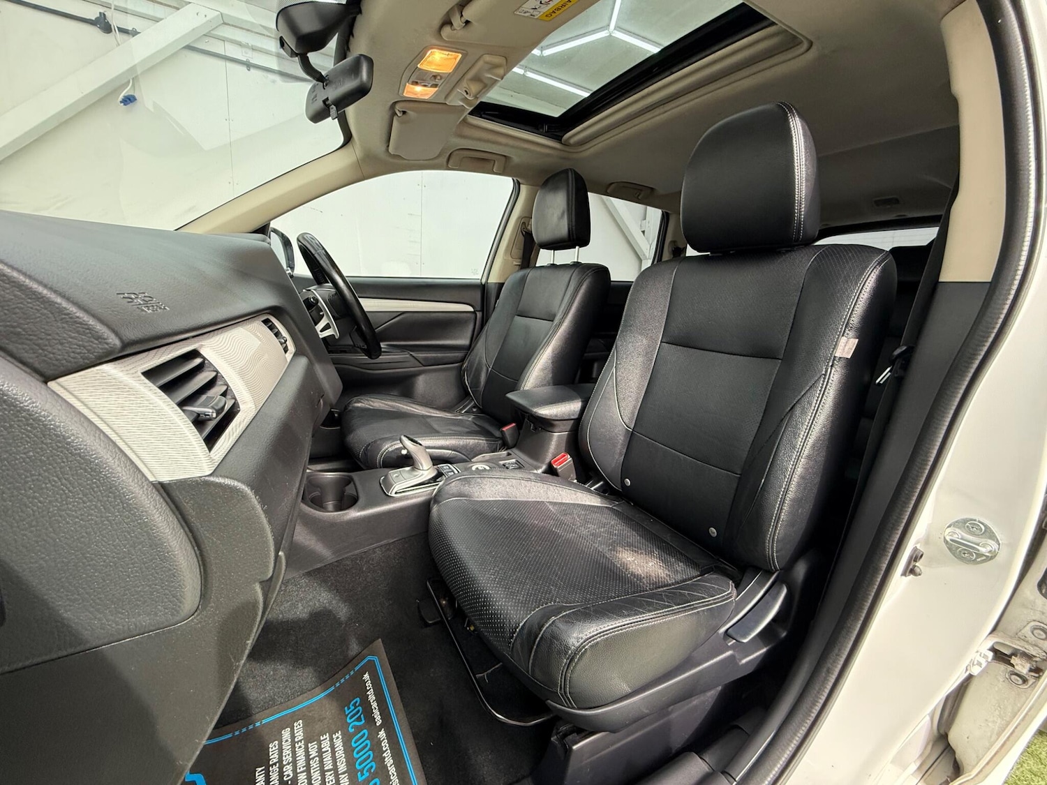 Used Mitsubishi Outlander 2015 for sale - 77883093: Photo 27