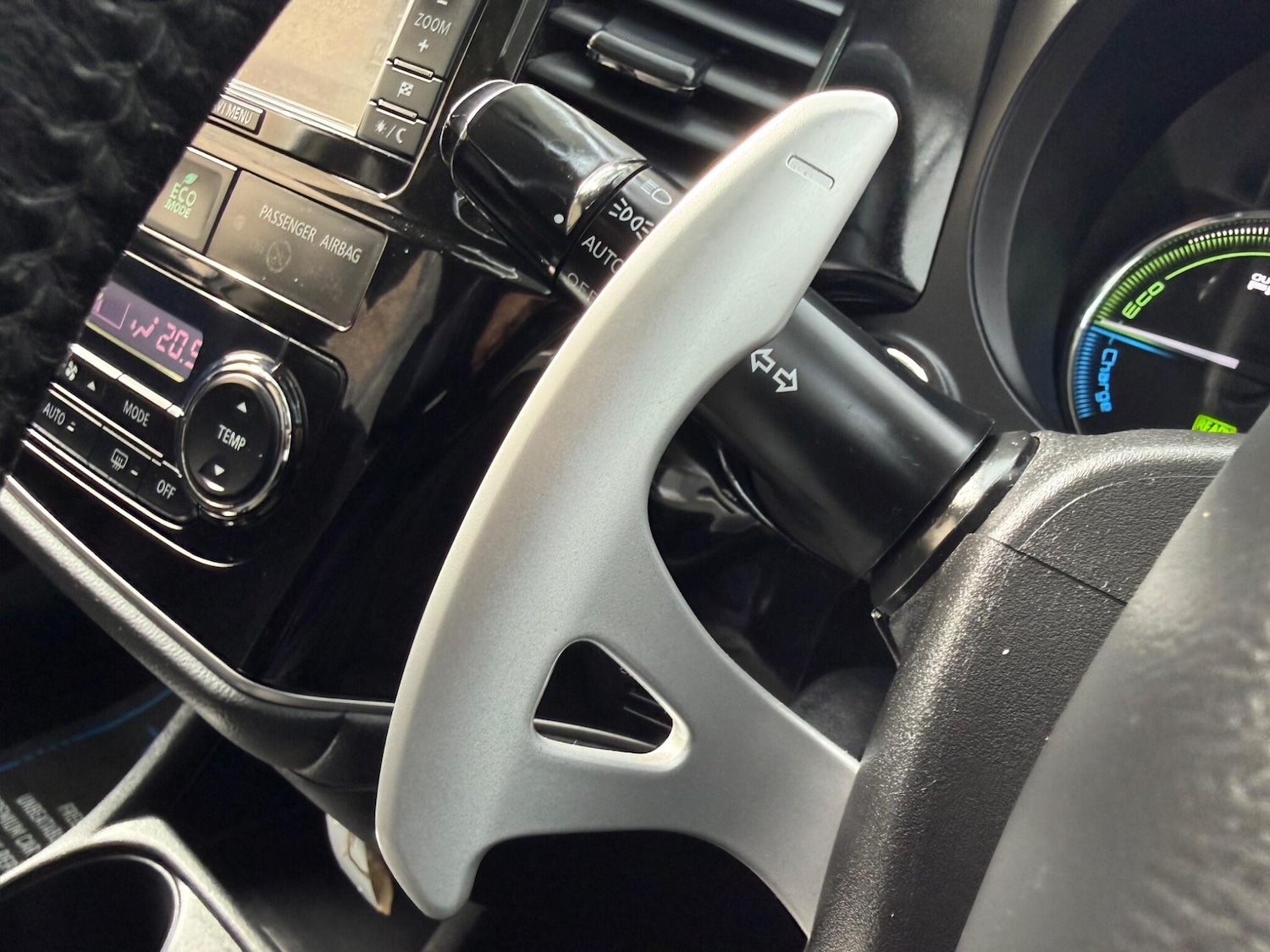 Used Mitsubishi Outlander 2015 for sale - 77883093: Photo 37