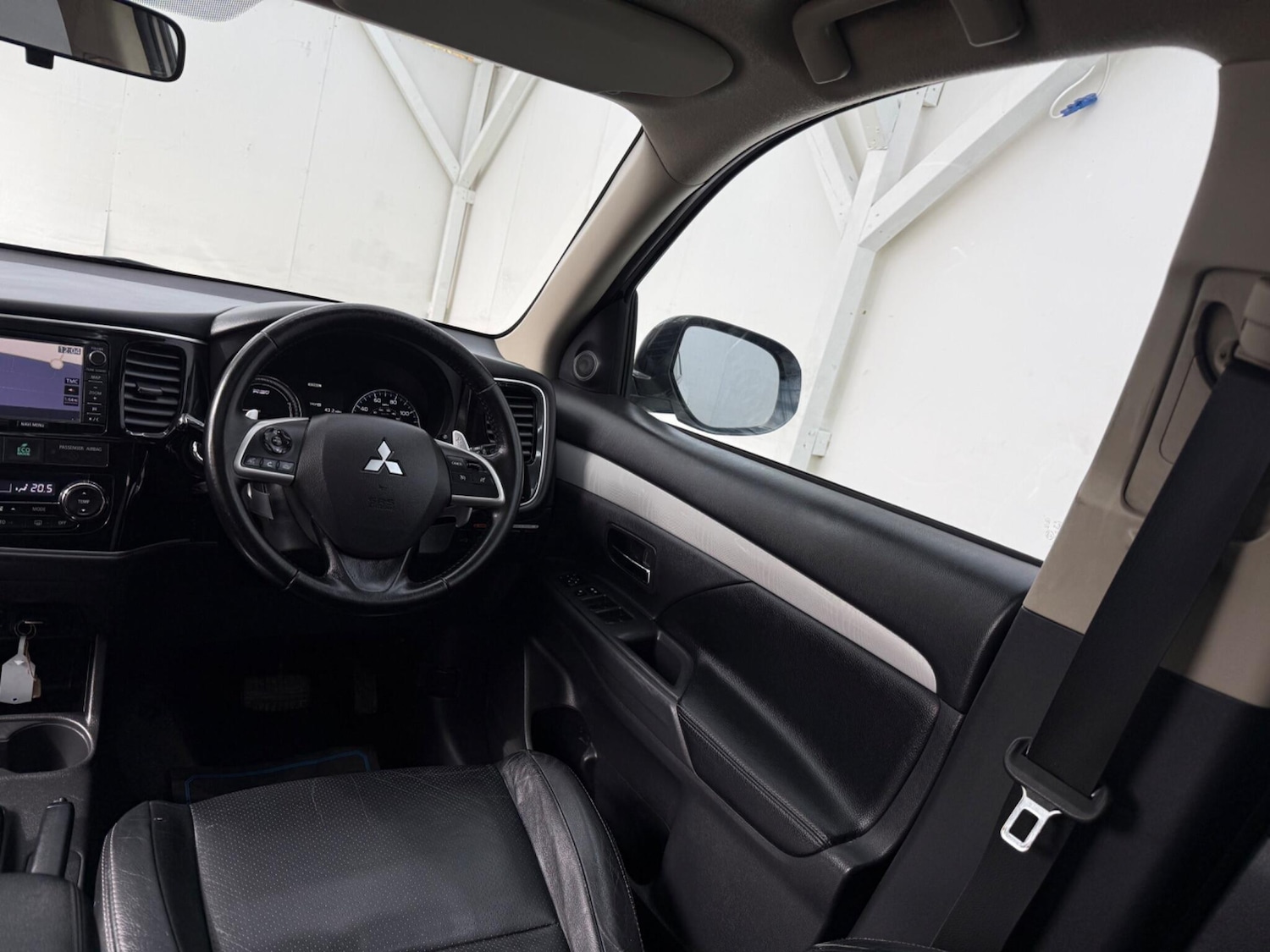 Used Mitsubishi Outlander 2015 for sale - 77883093: Photo 42