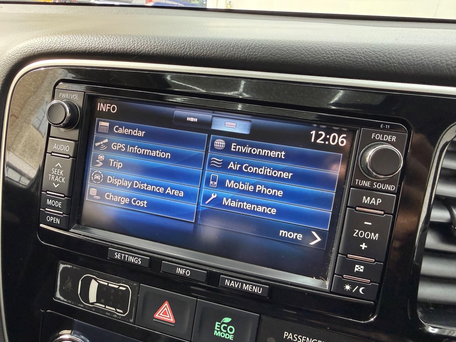 Used Mitsubishi Outlander 2015 for sale - 77883093: Photo 55