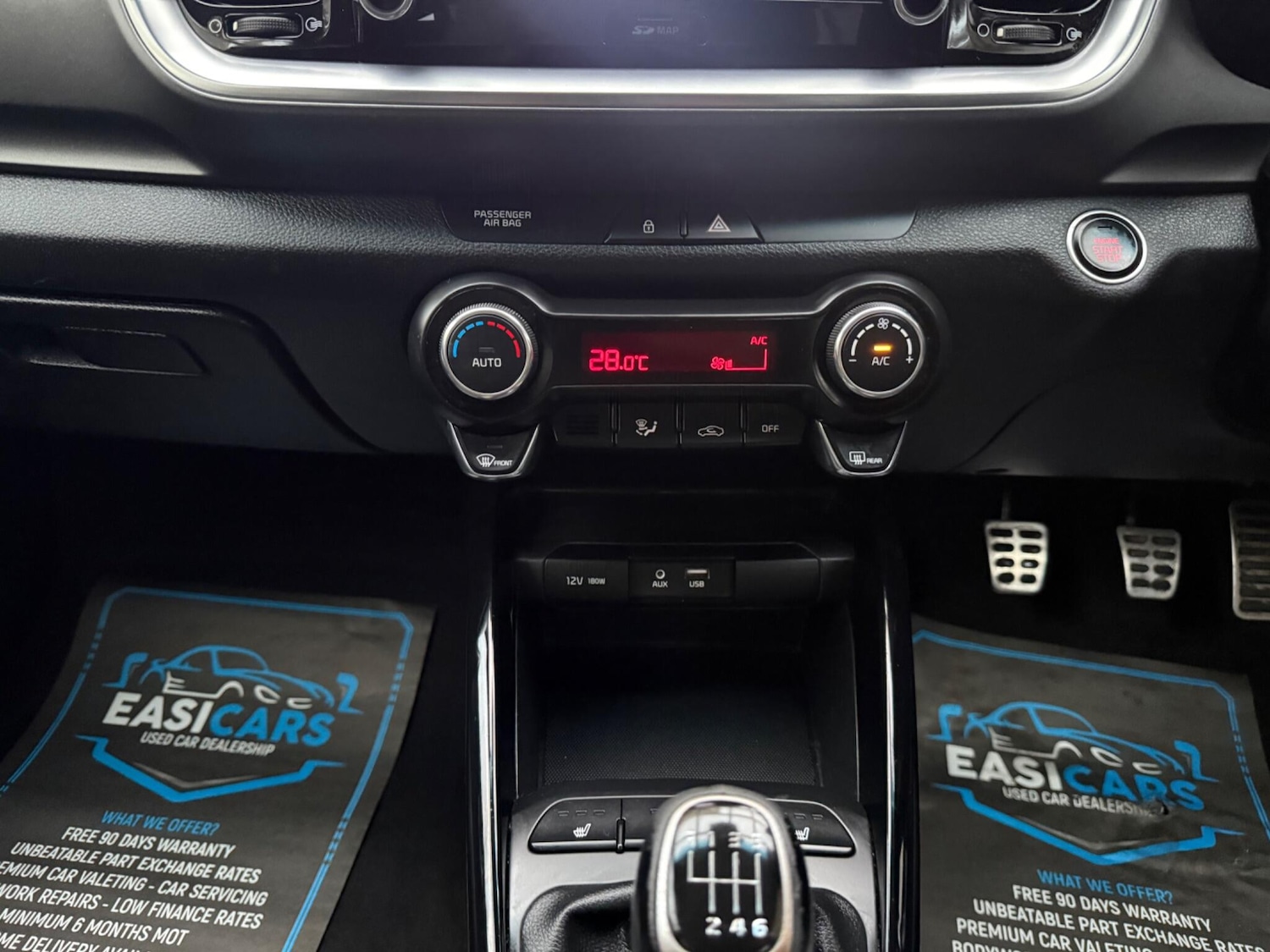 Used Kia Stonic 2017 for sale - 76596953: Photo 30