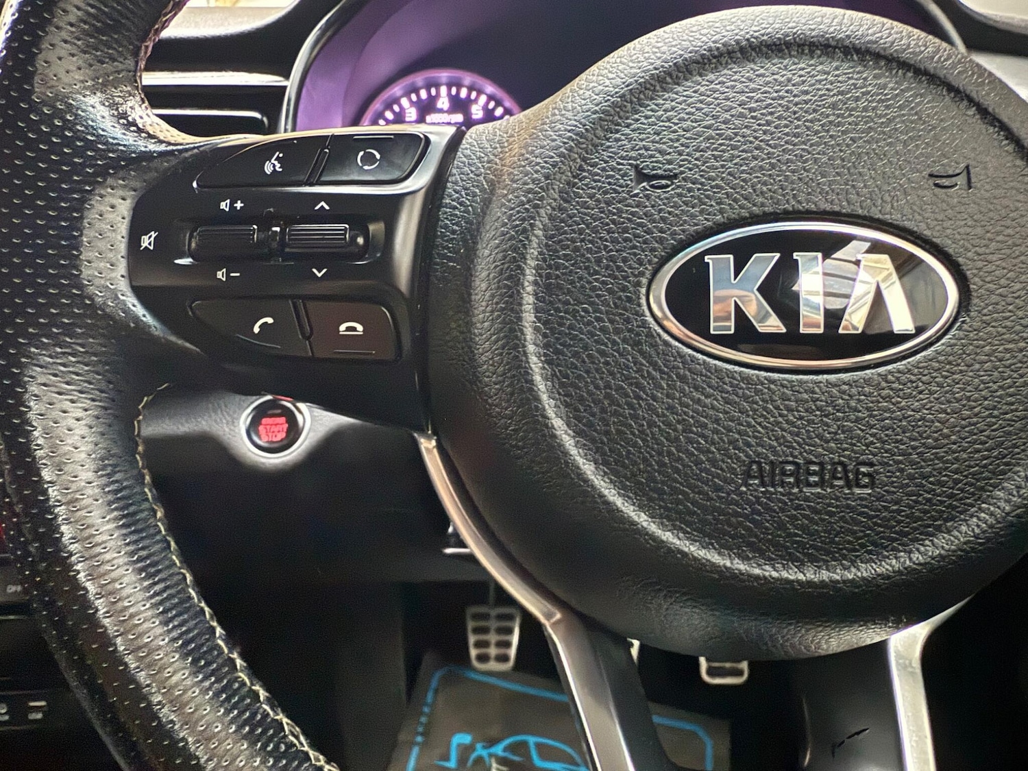 Used Kia Stonic 2017 for sale - 76596953: Photo 34