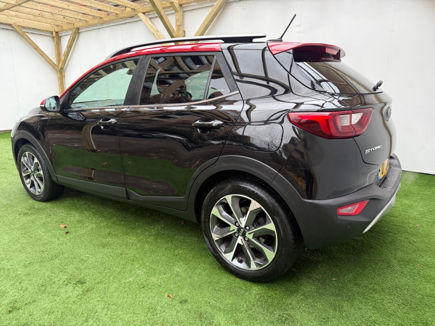 Used Kia Stonic 2017 for sale - 76596953: Photo 9