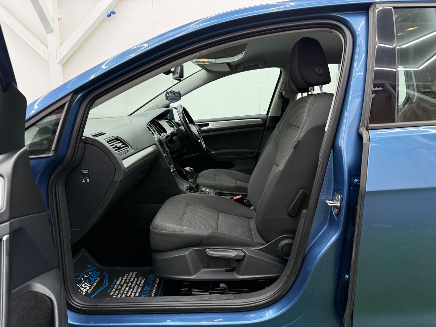 Used Volkswagen Golf 2015 for sale - 77144451: Photo 25