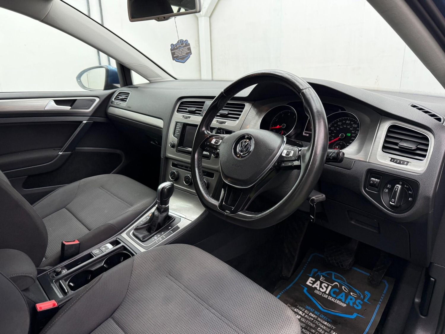 Used Volkswagen Golf 2015 for sale - 77144451: Photo 3