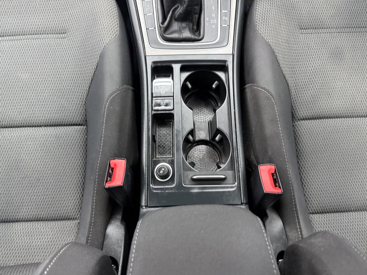 Used Volkswagen Golf 2015 for sale - 77144451: Photo 31