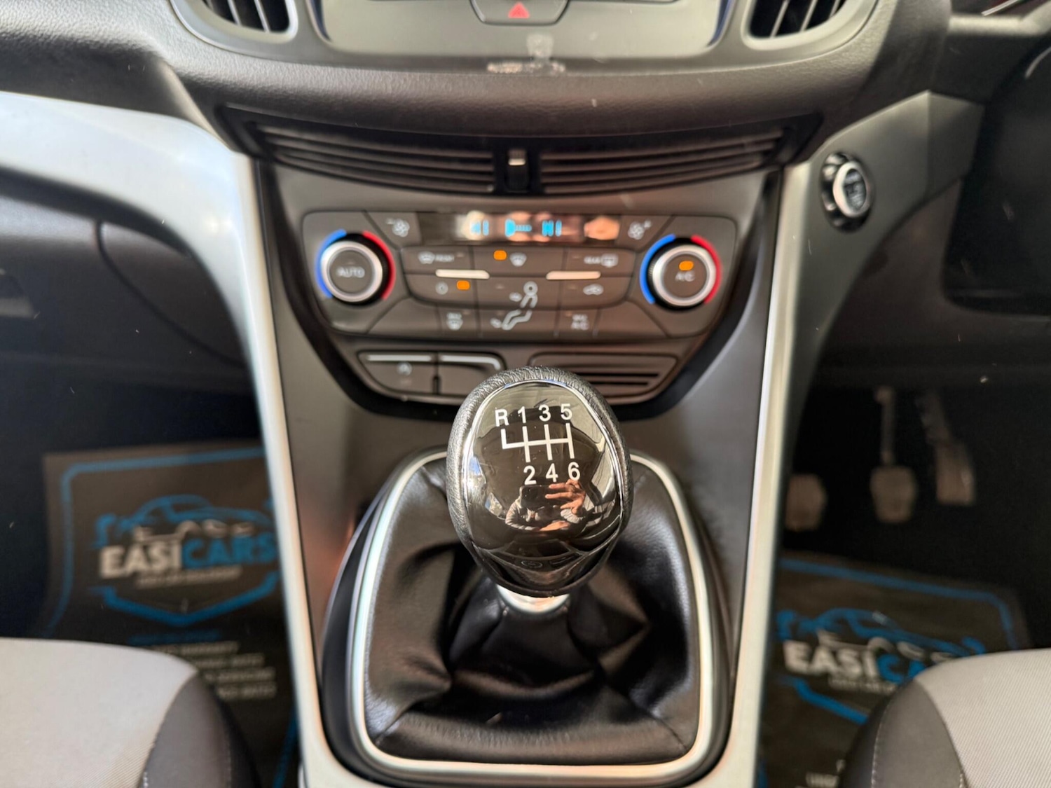 Used Ford Kuga 2016 for sale - 77050195: Photo 30