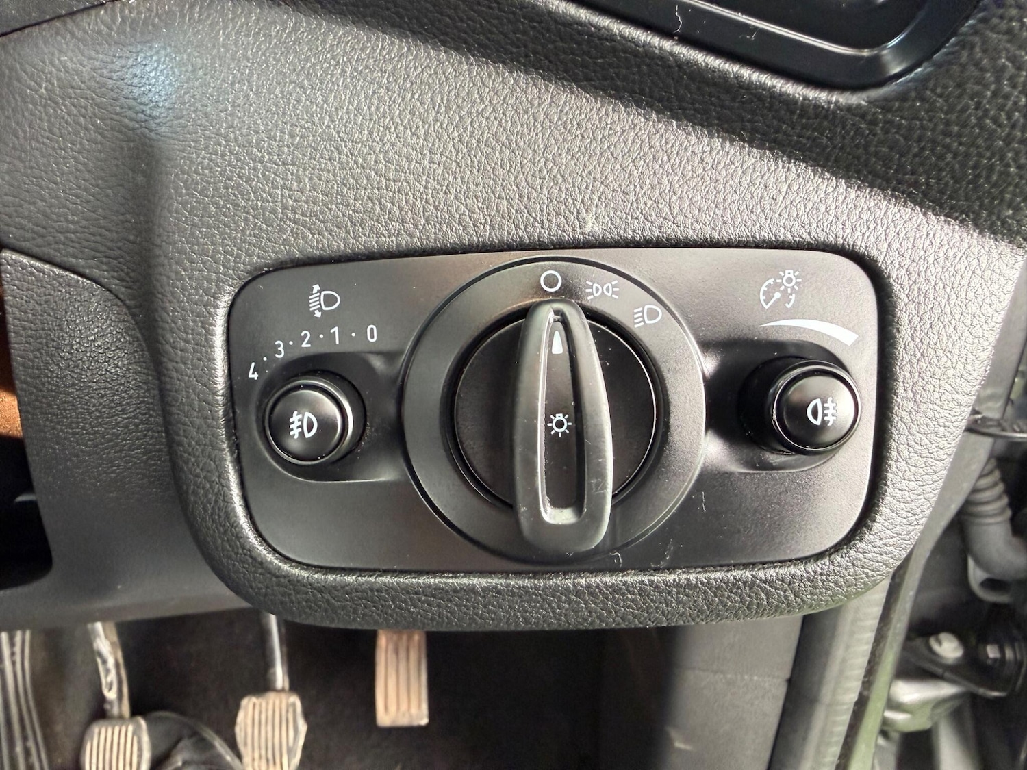 Used Ford Kuga 2016 for sale - 77050195: Photo 42