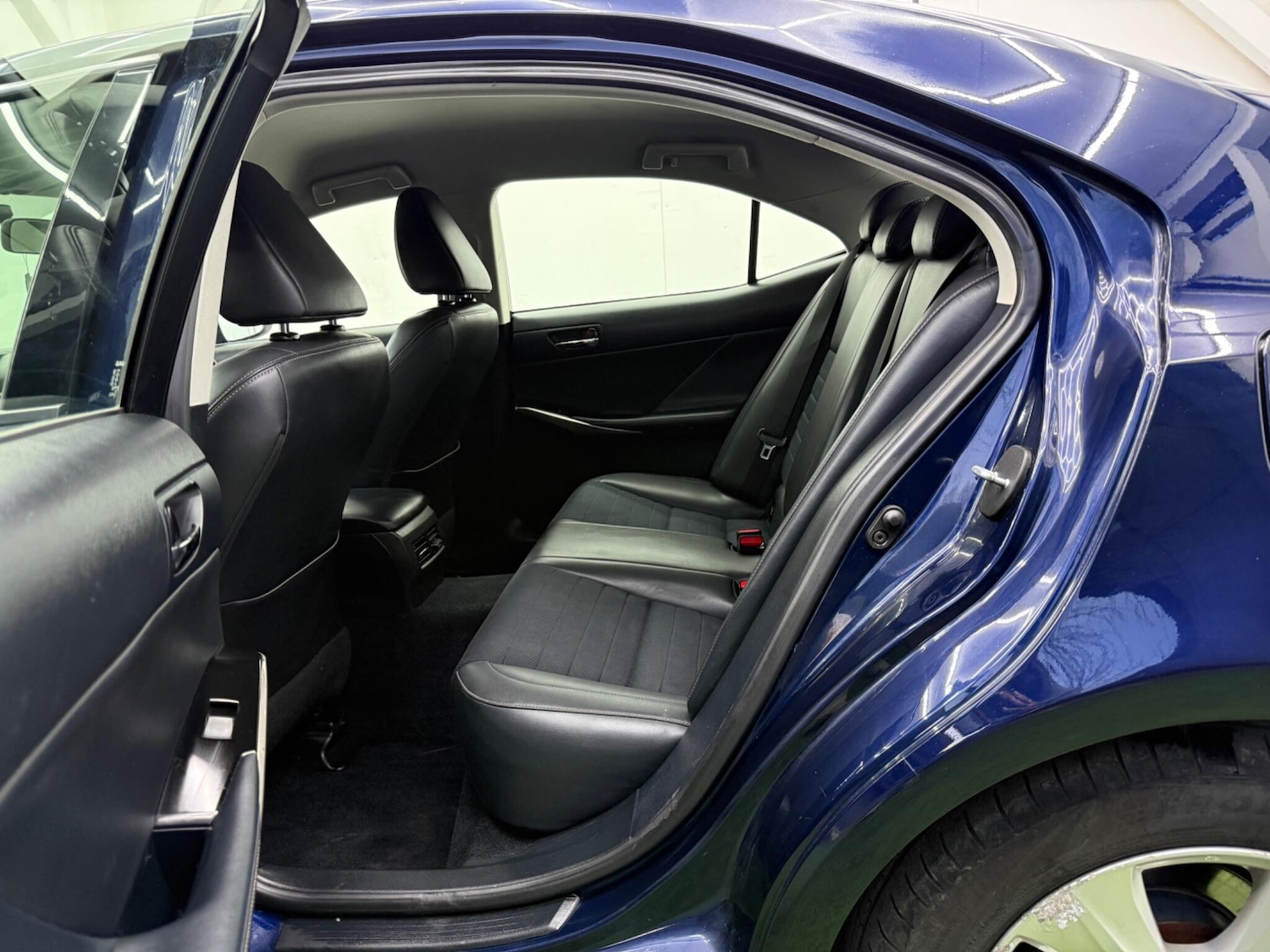 Used Lexus IS 2015 for sale - 77132051: Photo 22