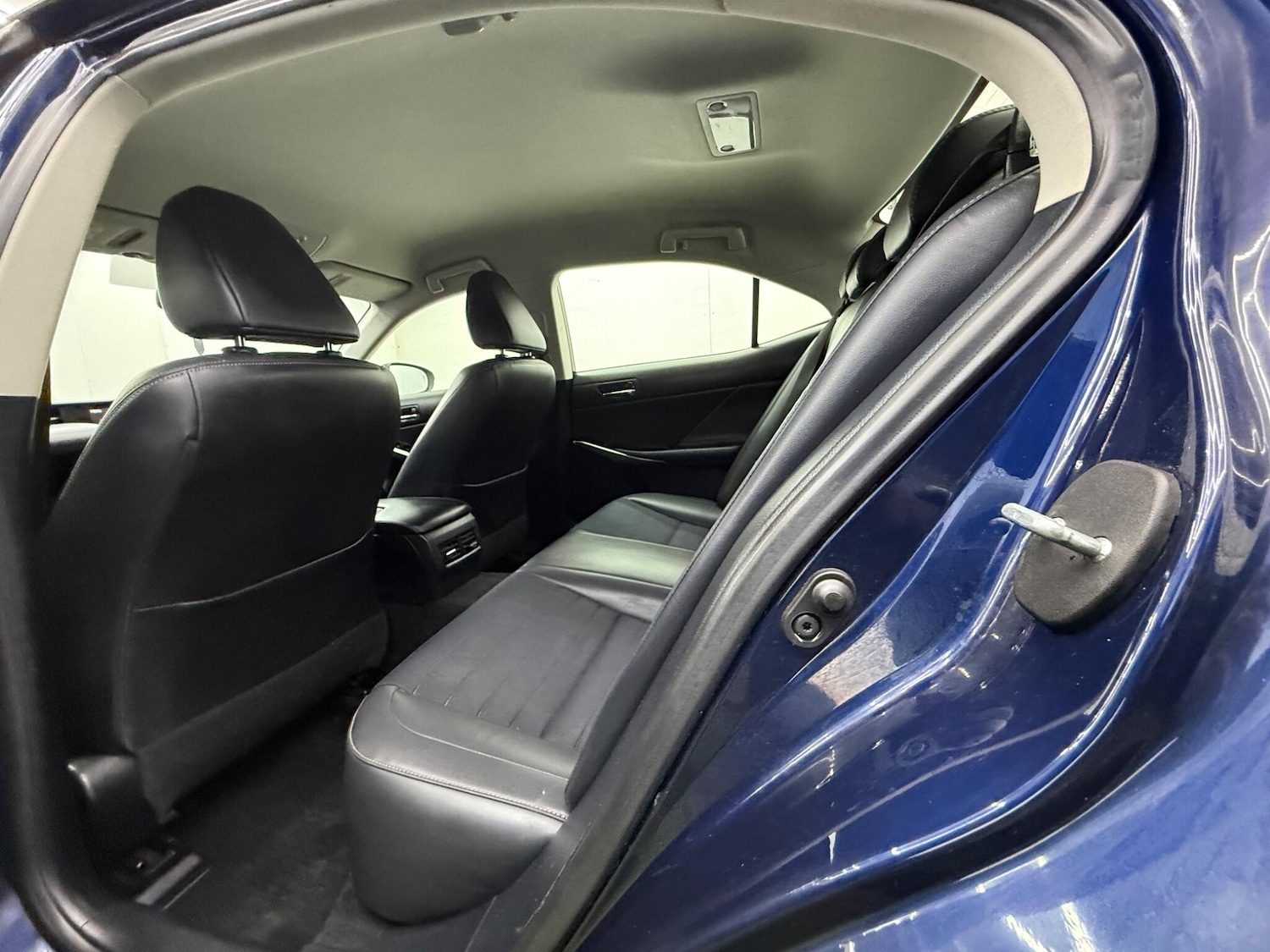 Used Lexus IS 2015 for sale - 77132051: Photo 23