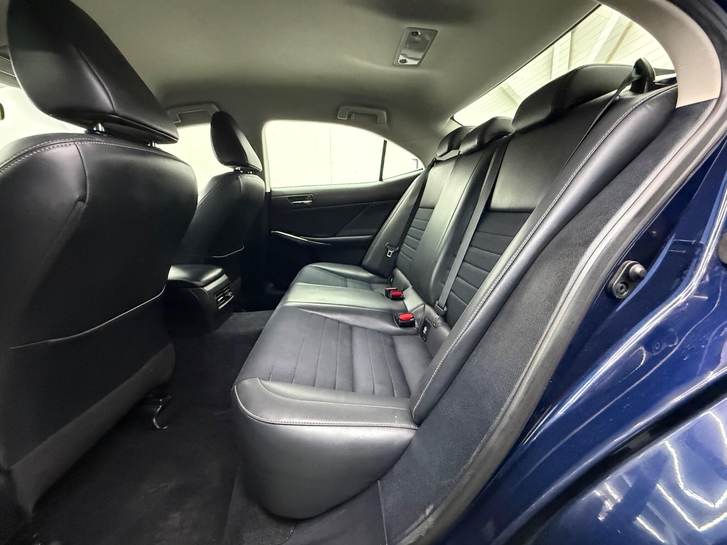 Used Lexus IS 2015 for sale - 77132051: Photo 24