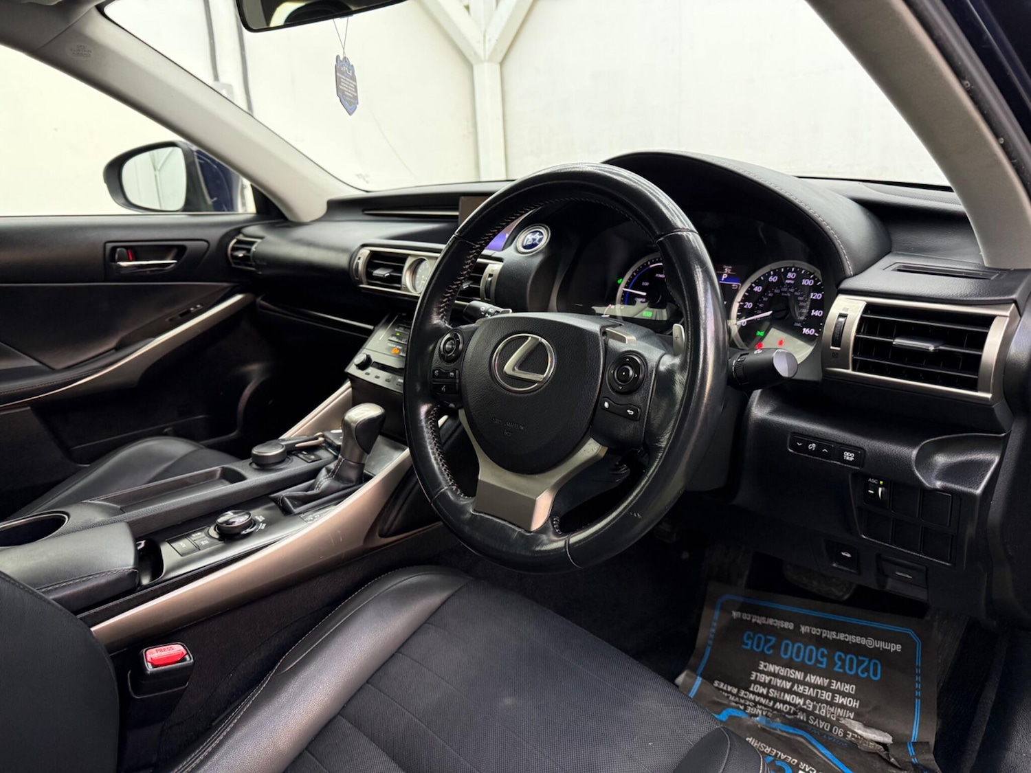 Used Lexus IS 2015 for sale - 77132051: Photo 3