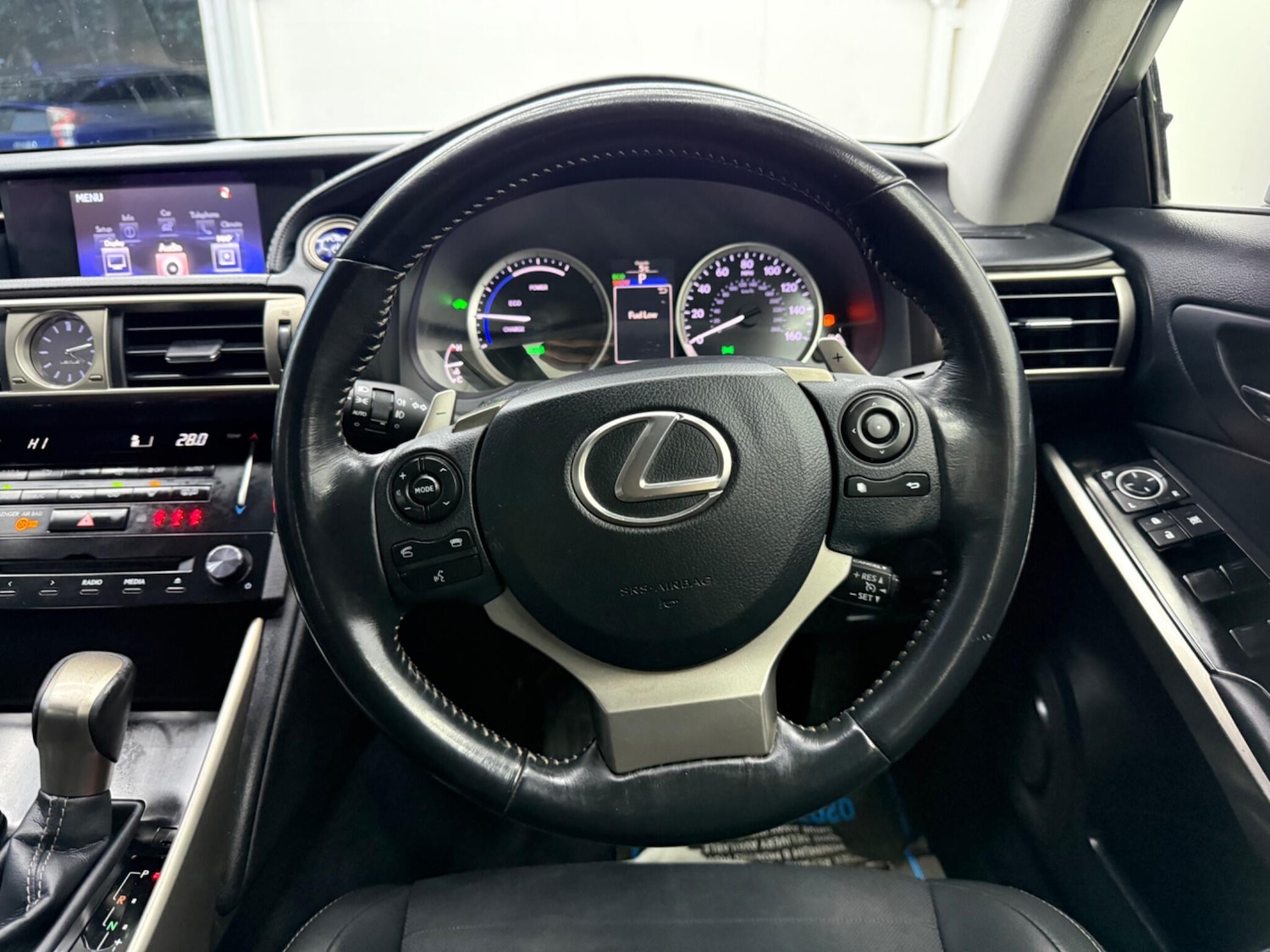 Used Lexus IS 2015 for sale - 77132051: Photo 32