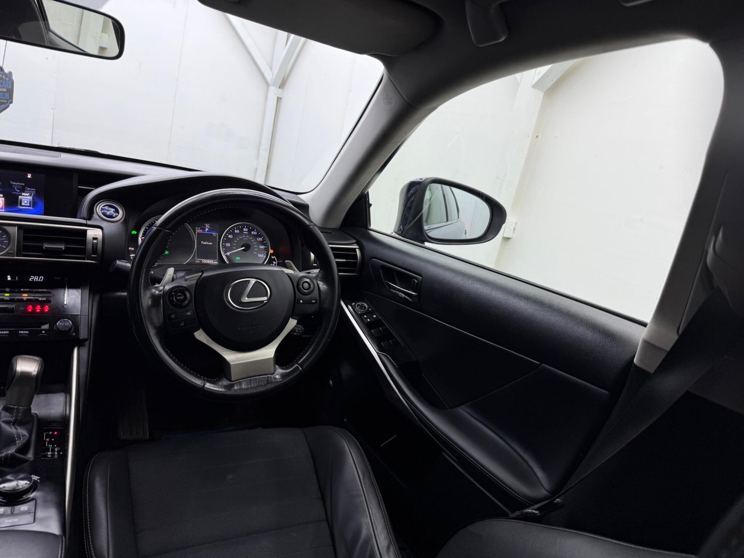 Used Lexus IS 2015 for sale - 77132051: Photo 40