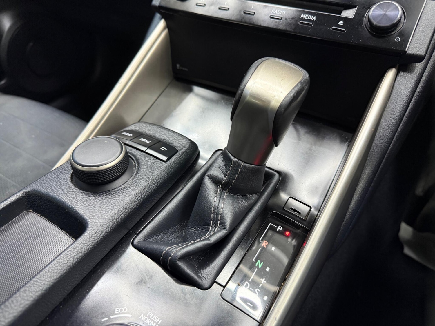 Used Lexus IS 2015 for sale - 77132051: Photo 55