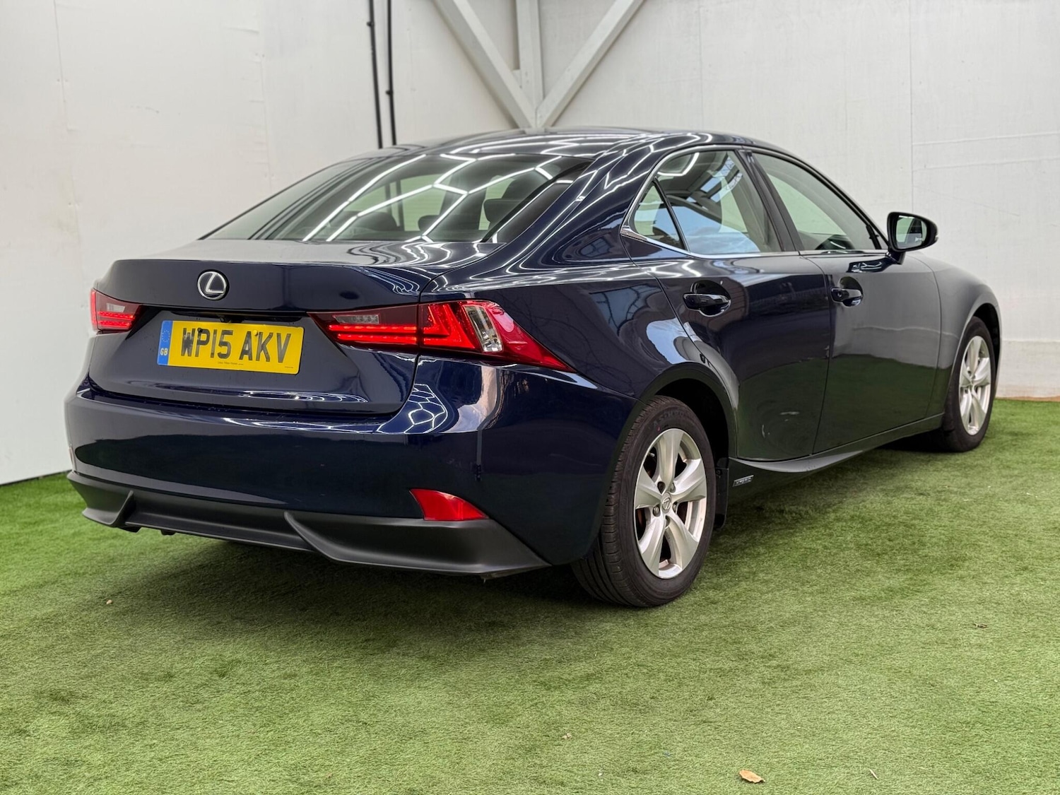 Used Lexus IS 2015 for sale - 77132051: Photo 6