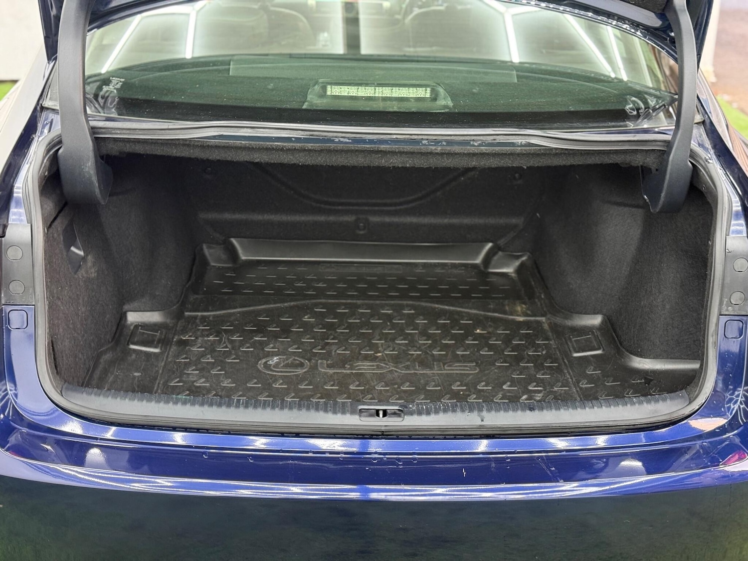 Used Lexus IS 2015 for sale - 77132051: Photo 8