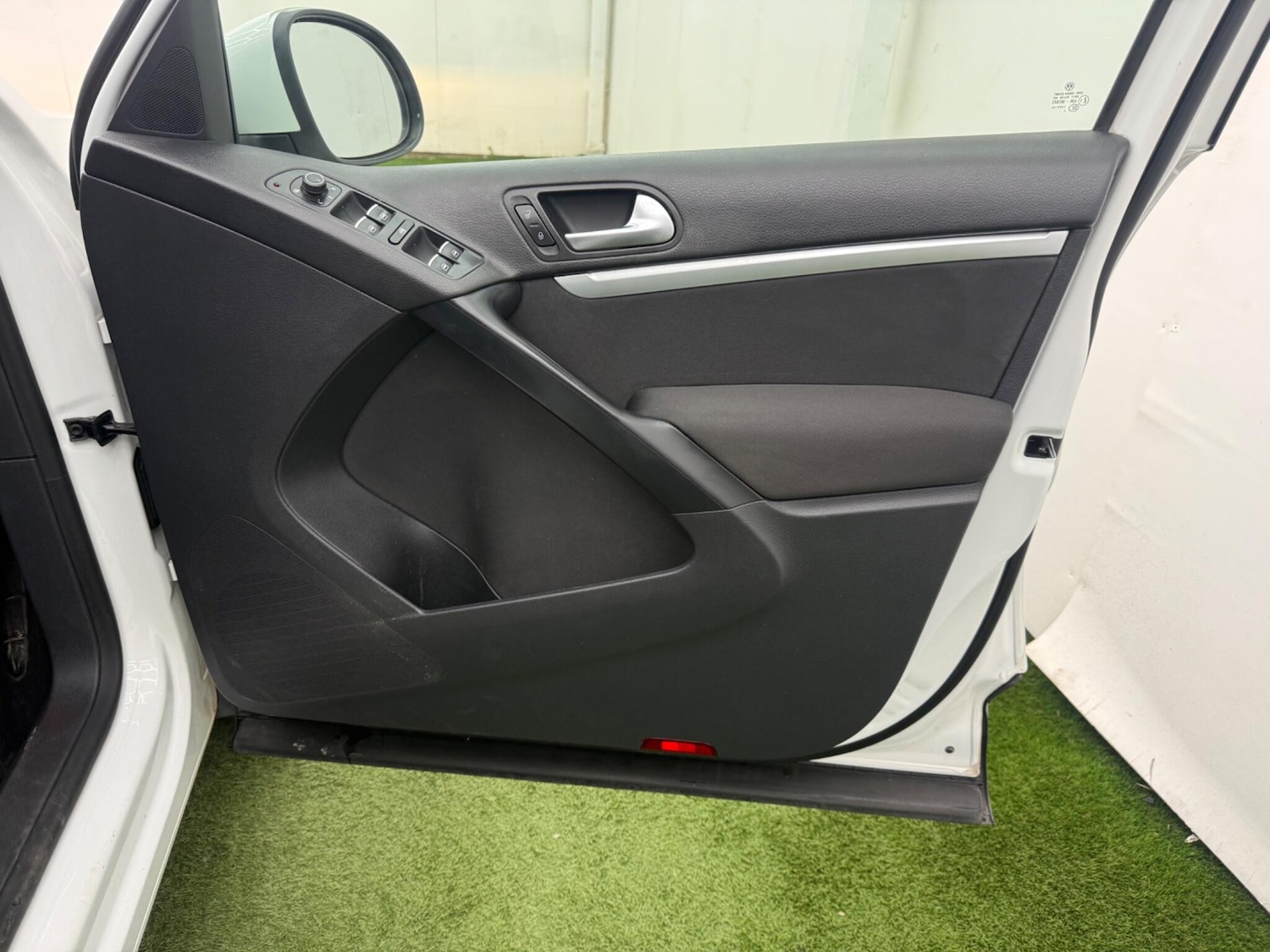 Used Volkswagen Tiguan 2016 for sale - 77909415: Photo 16