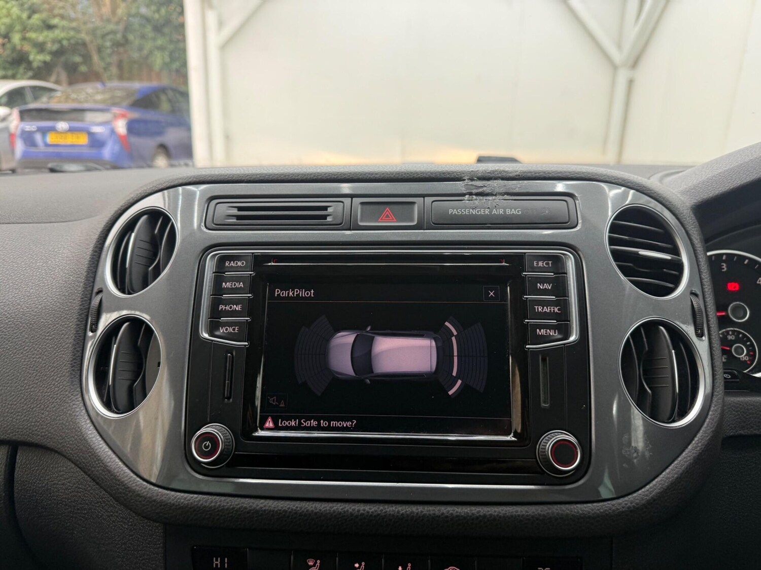 Used Volkswagen Tiguan 2016 for sale - 77909415: Photo 28