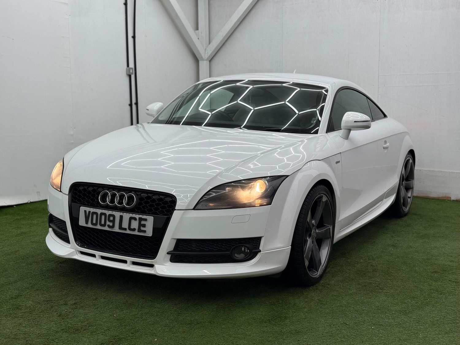 Used Audi TT 2009 for sale - 77573828: Photo 10