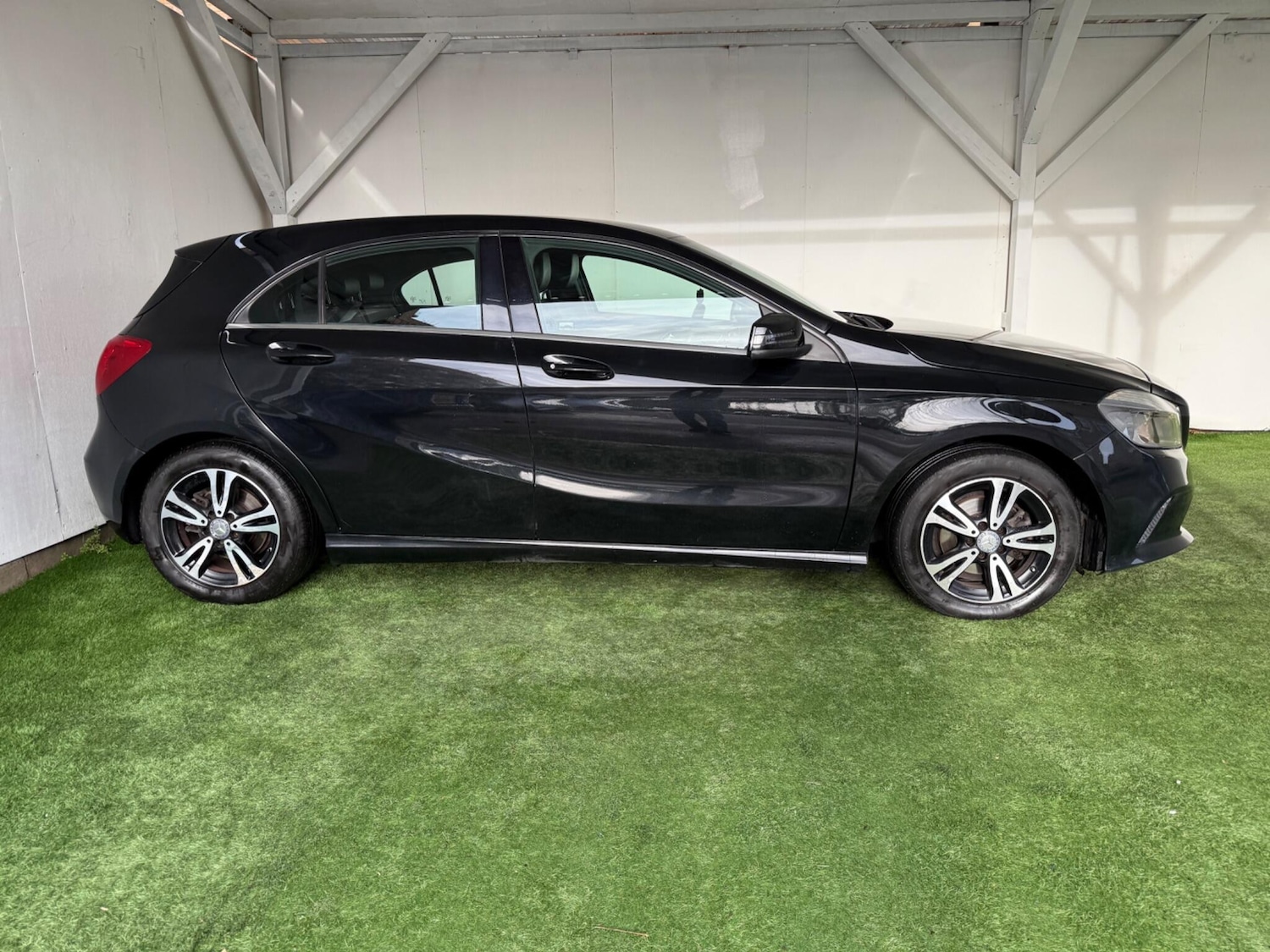 Used Mercedes-Benz A-Class 2016 for sale - 76850276: Photo 5