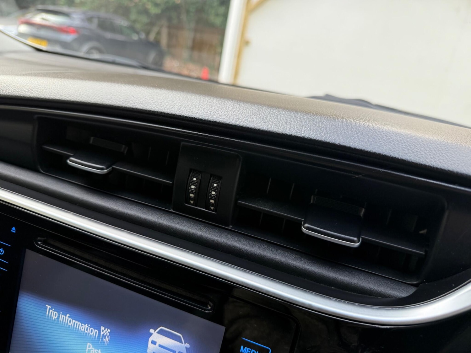 Used Toyota Auris 2016 for sale - 77091544: Photo 42