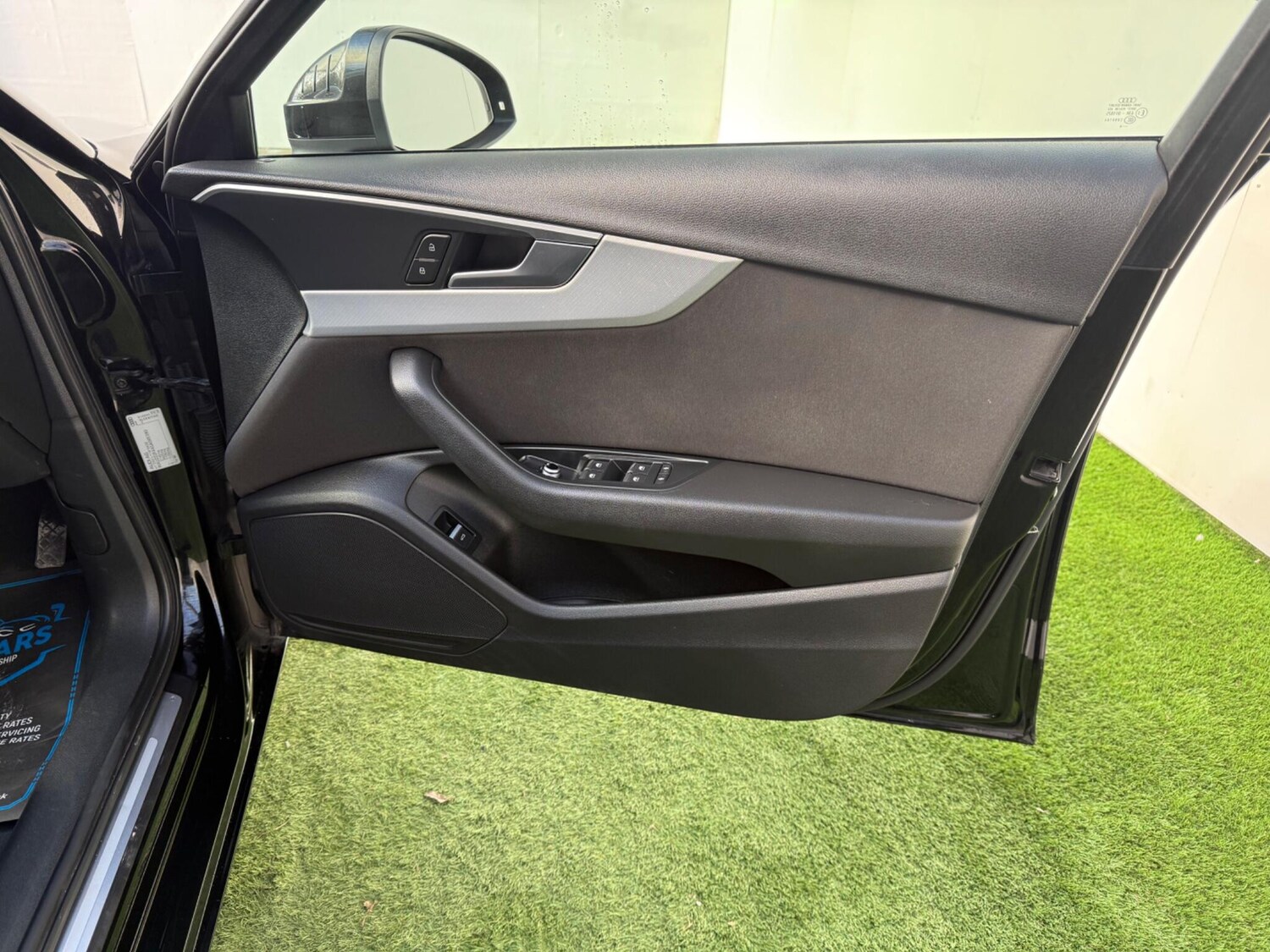 Used Audi A4 Avant 2016 for sale - 76398208: Photo 16