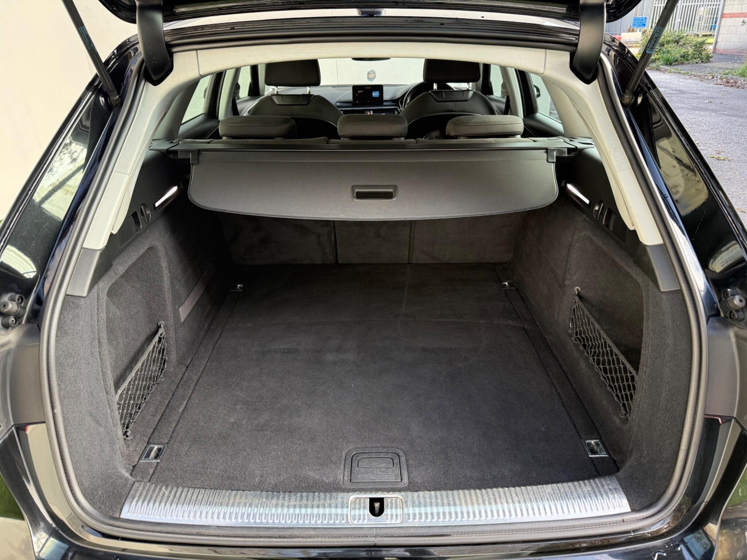 Used Audi A4 Avant 2016 for sale - 76398208: Photo 8