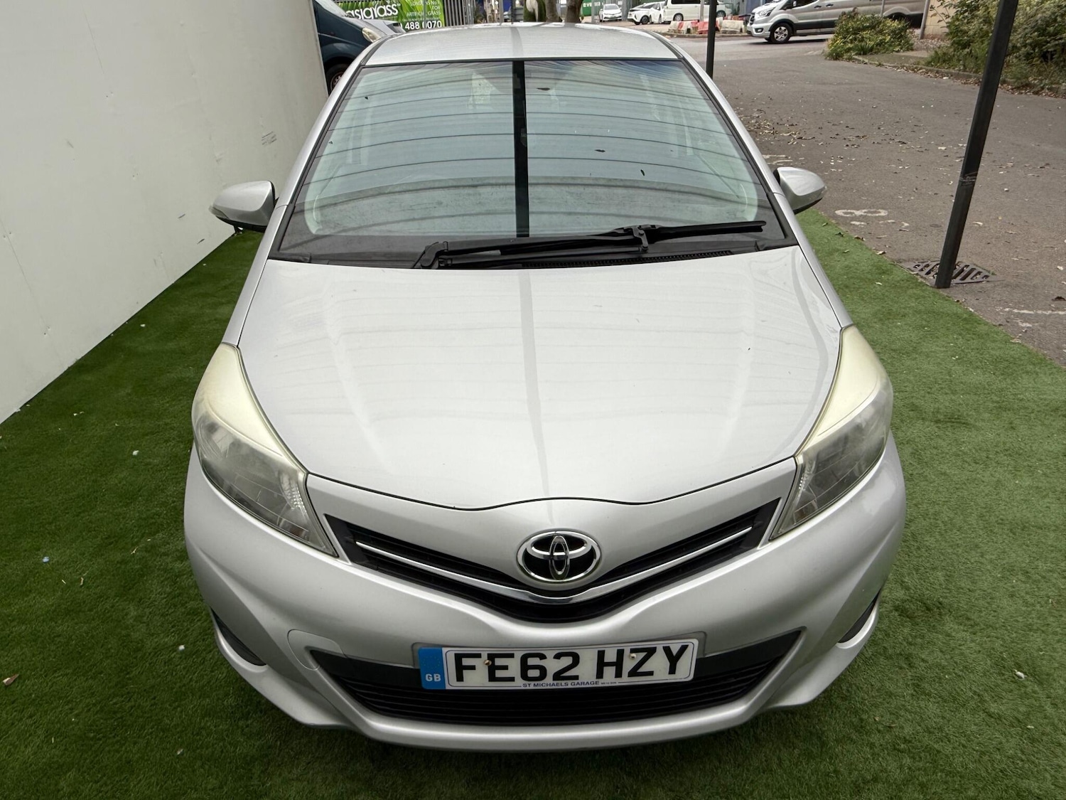 Used Toyota Yaris 2012 for sale - 76398321: Photo 12