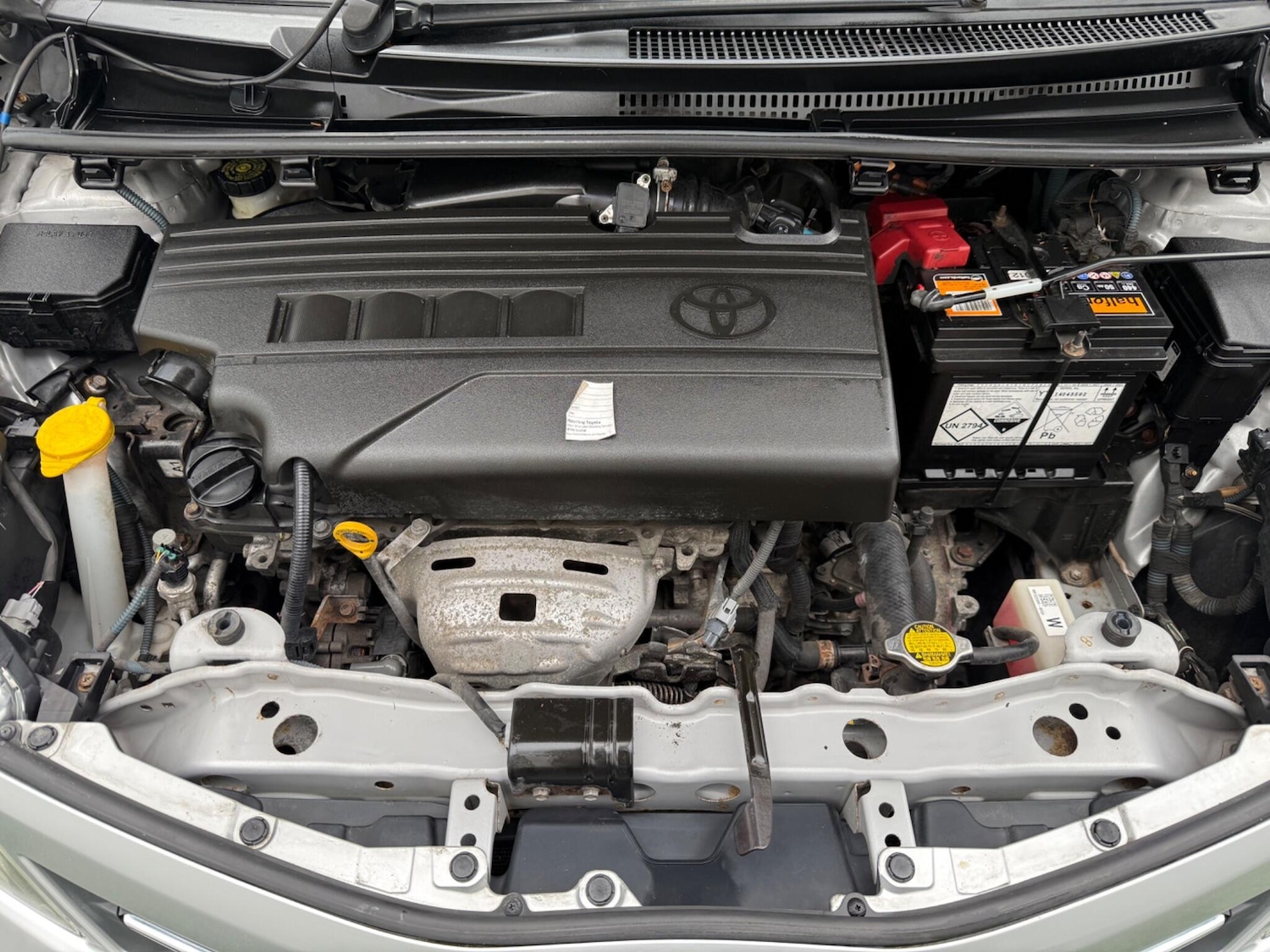 Used Toyota Yaris 2012 for sale - 76398321: Photo 13