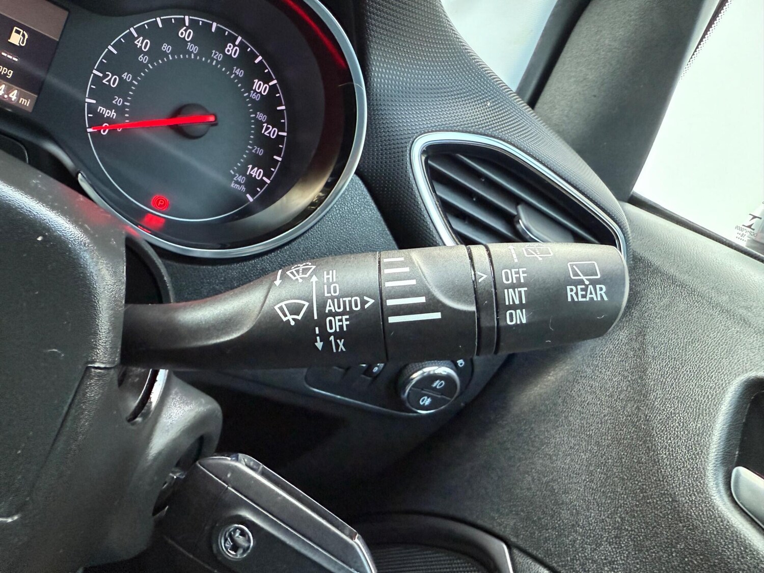 Used Vauxhall Crossland X 2019 for sale - 76259445: Photo 36