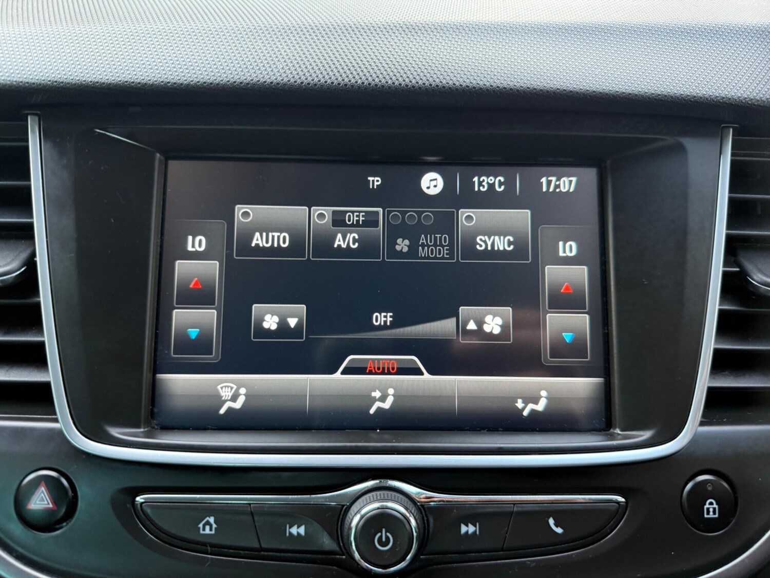 Used Vauxhall Crossland X 2019 for sale - 76259445: Photo 46