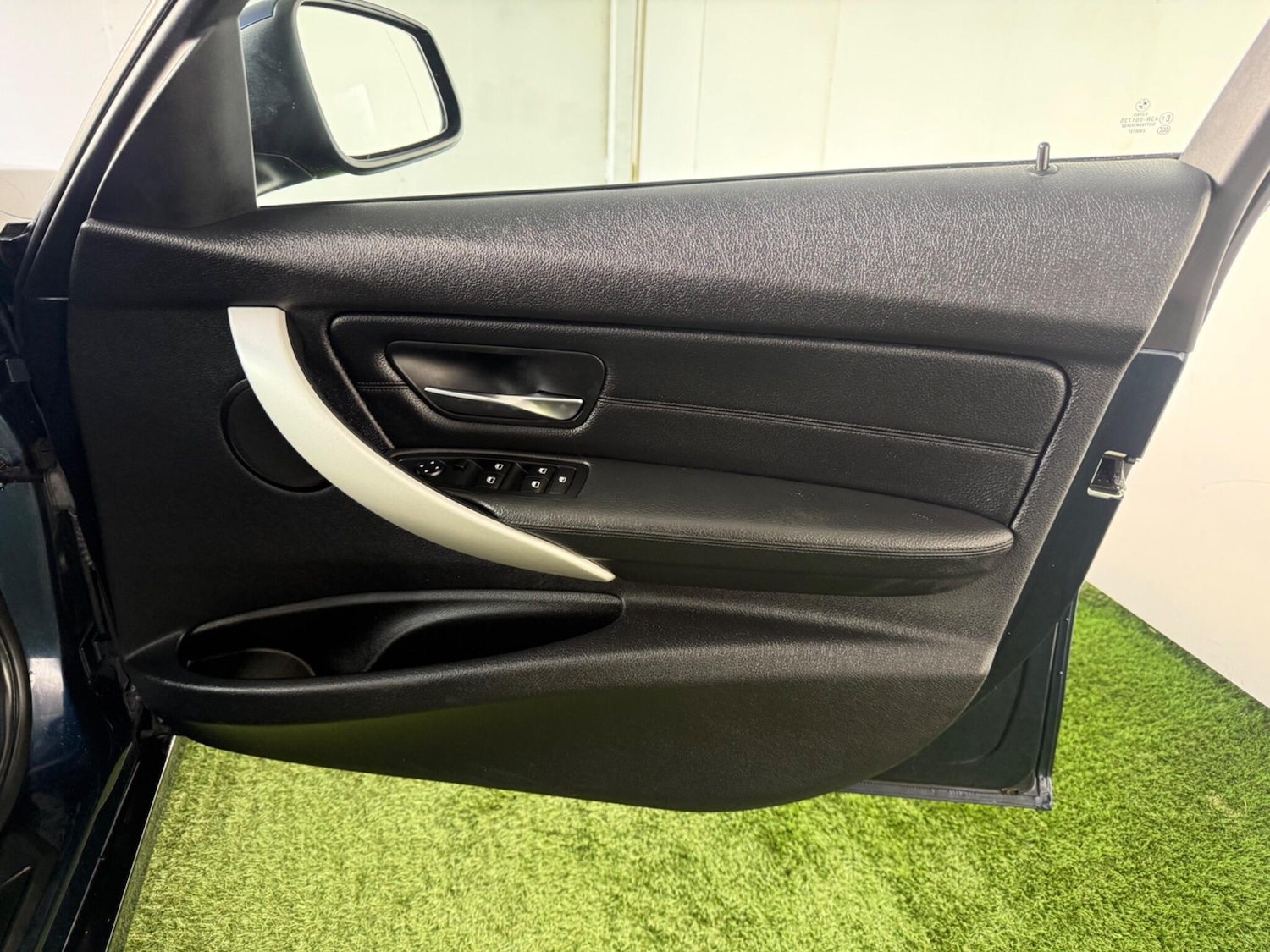 Used BMW 3 Series 2012 for sale - 76771757: Photo 17