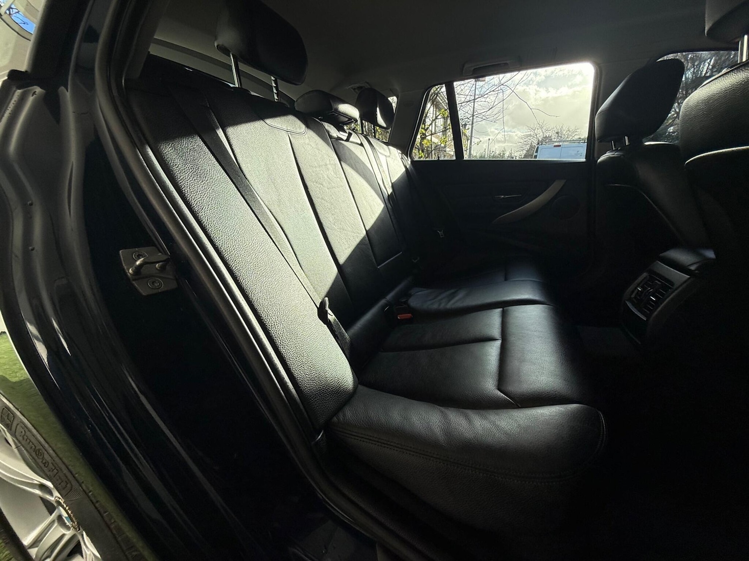 Used BMW 3 Series 2012 for sale - 76771757: Photo 19