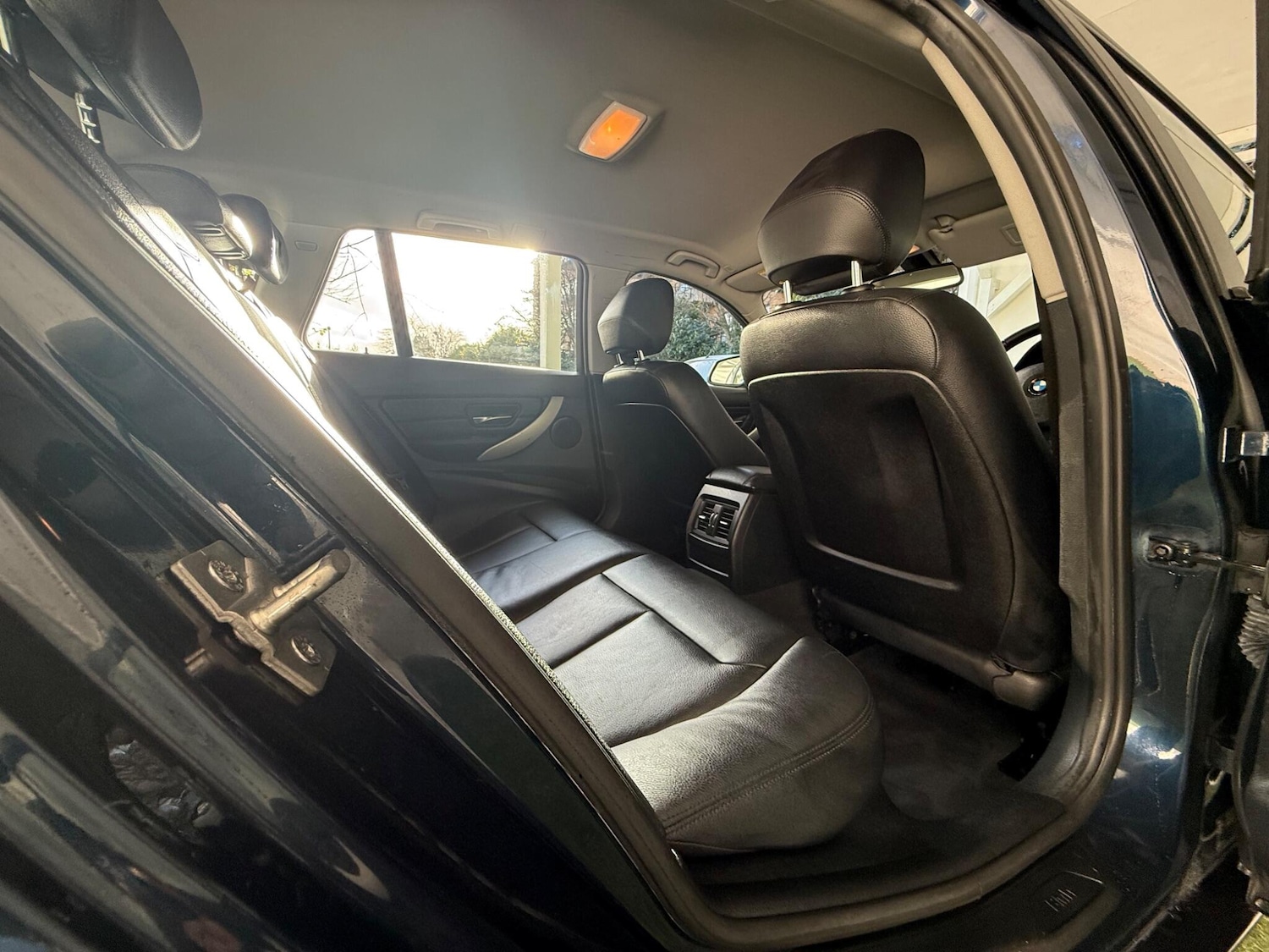 Used BMW 3 Series 2012 for sale - 76771757: Photo 20