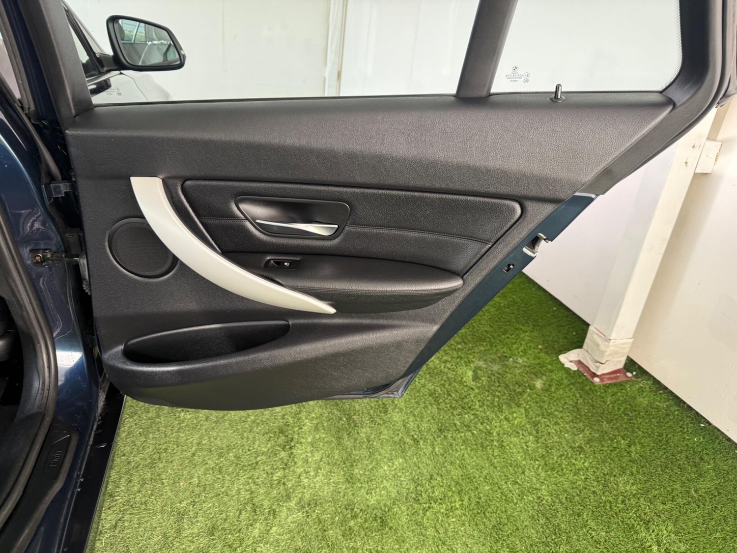 Used BMW 3 Series 2012 for sale - 76771757: Photo 21