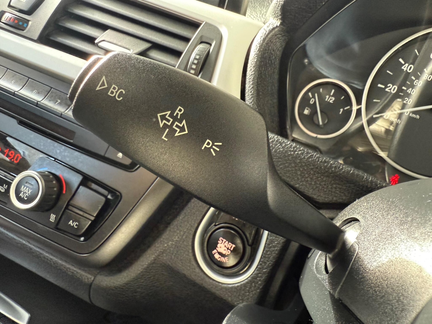 Used BMW 3 Series 2012 for sale - 76771757: Photo 36