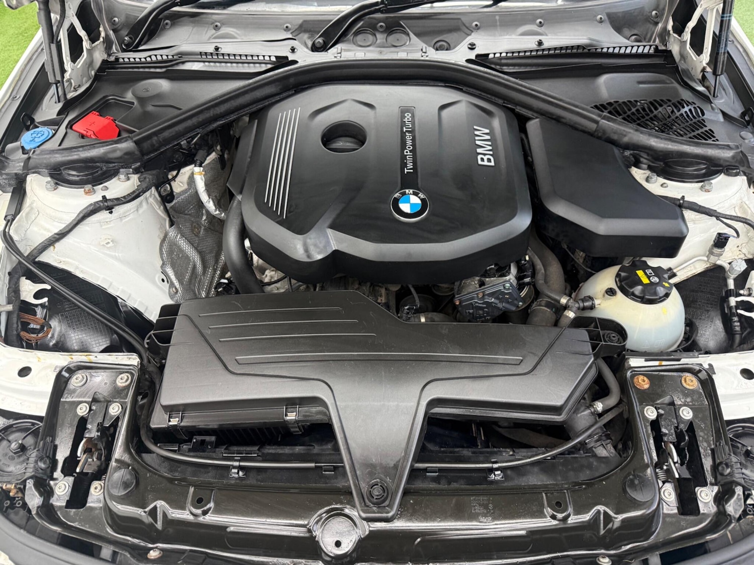 Used BMW 3 Series 2016 for sale - 77940021: Photo 13