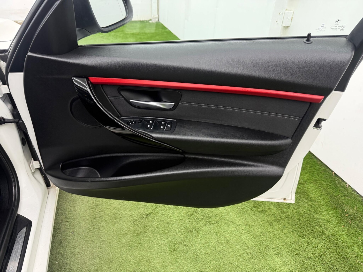 Used BMW 3 Series 2016 for sale - 77940021: Photo 17